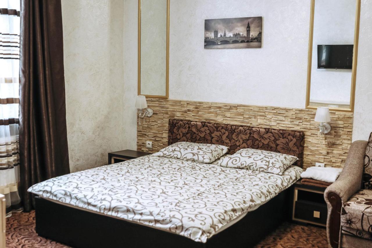 Hotel Rafinad Lviv Exterior foto